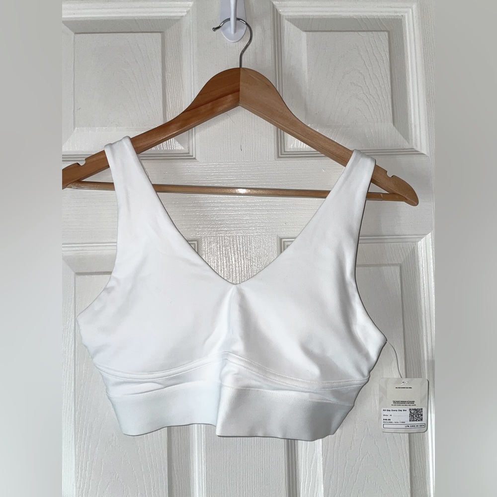 Fabletics All Day Every Day Sports Bra Size Medium